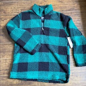 NWT Fuzzy Plaid Pullover